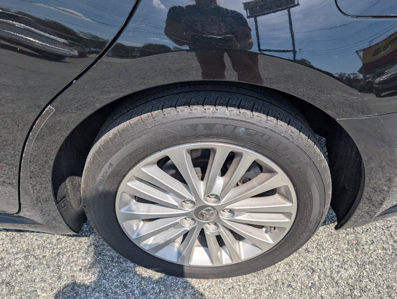 Used 2014 Toyota Avalon XLE Touring FWD image 10