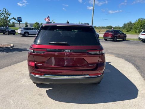New 2025 Jeep Grand Cherokee Limited AWD/4WD image 4