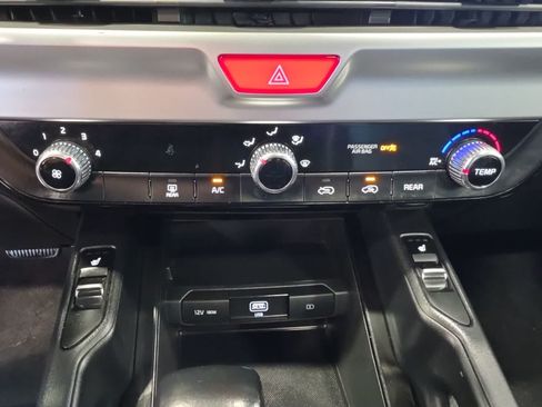 Used 2021 Kia Telluride S FWD image 23