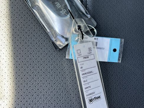 Certified 2025 Mercedes-Benz GLC 350e 4MATIC image 38
