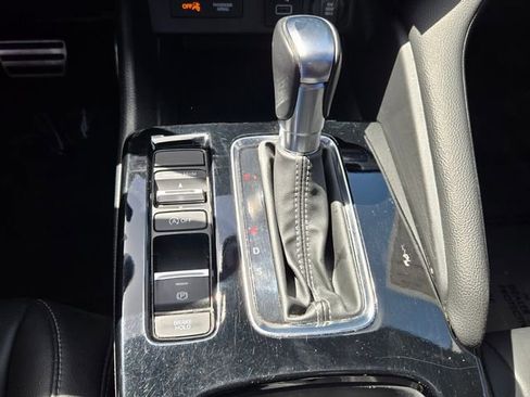 Certified 2024 Acura Integra A-Spec image 18