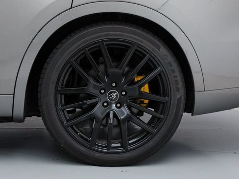 Certified 2022 Maserati Levante GT AWD/4WD image 19