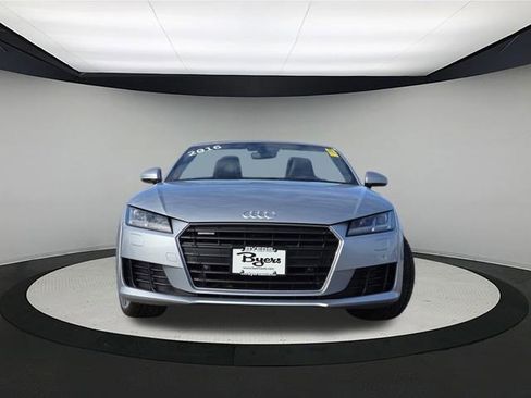 Used 2016 Audi TT 2.0T w/ Technology Package image 2