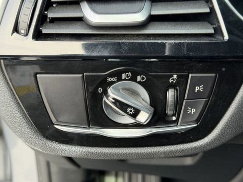 Used 2023 BMW 530i image 16