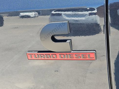 Used 2025 RAM 2500 Laramie w/ Night Edition AWD/4WD image 15