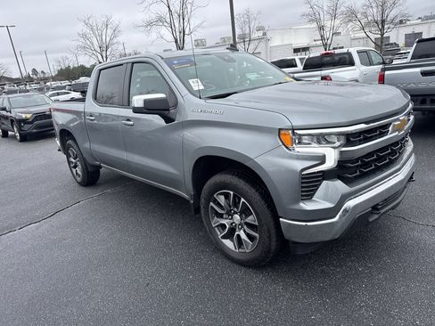 Certified 2024 Chevrolet Silverado 1500 LT image 2
