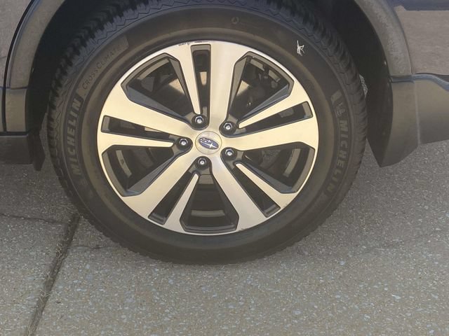 Used 2018 Subaru Outback 2.5i Limited AWD/4WD image 8