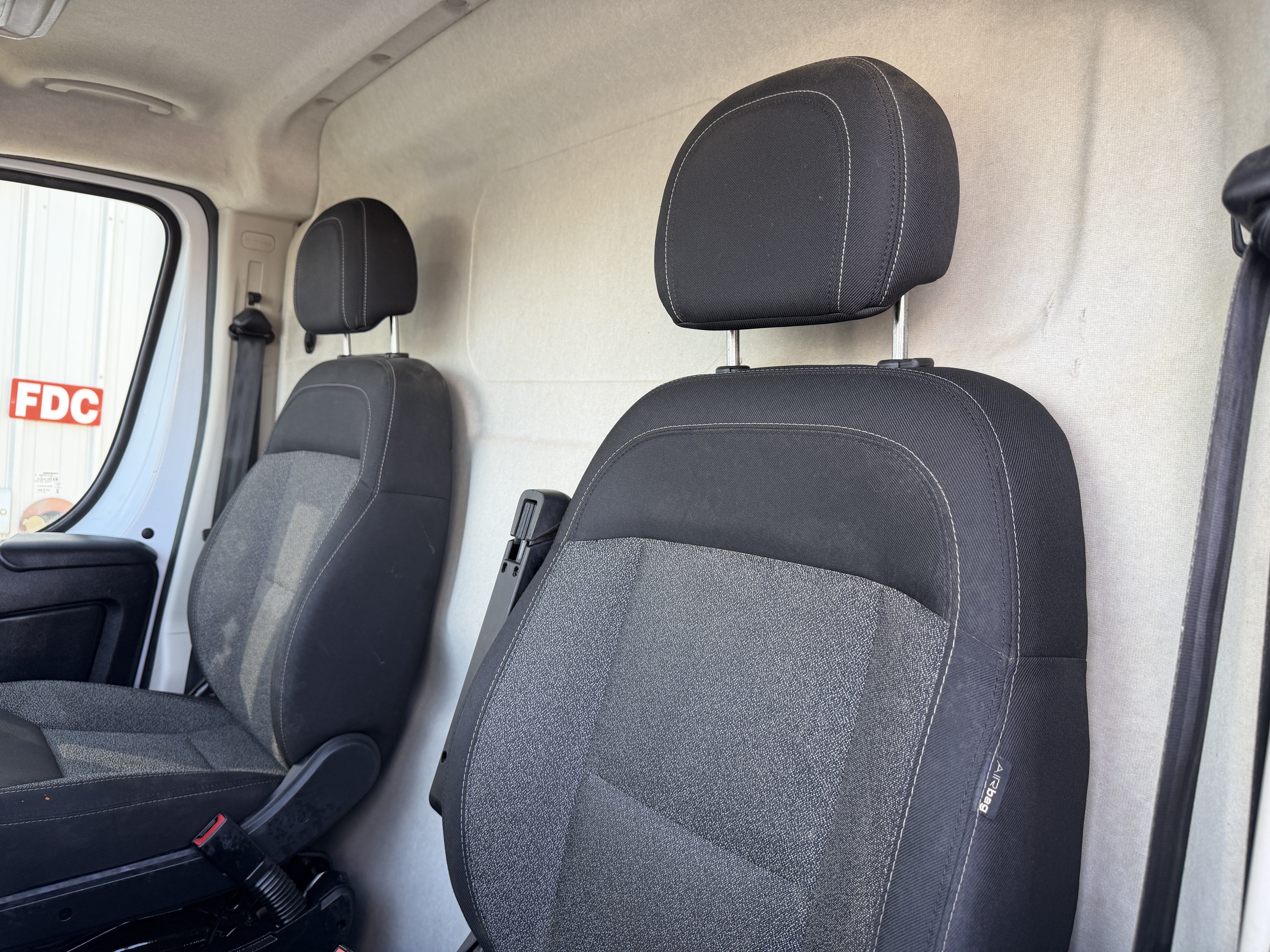Used 2021 RAM ProMaster 2500 w/ Convenience Group FWD image 13