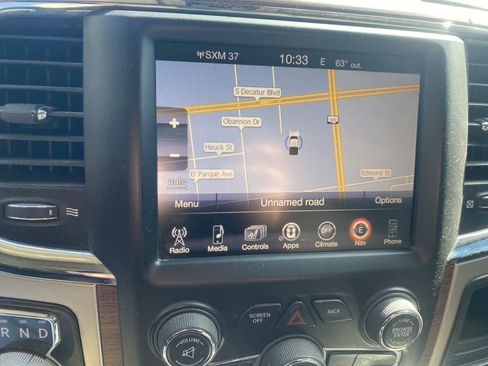 Used 2014 RAM 1500 Laramie w/ Convenience Group image 16