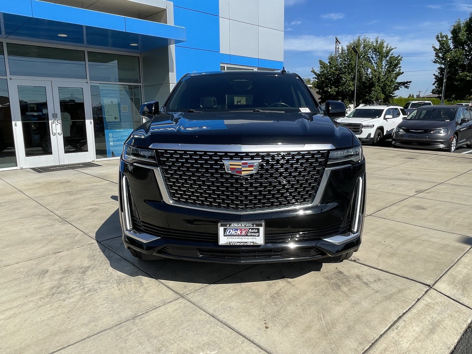 Used 2023 Cadillac Escalade ESV Premium Luxury AWD/4WD image 8