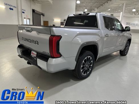 New 2025 Toyota Tundra Limited image 9