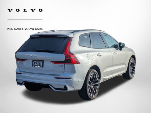 New 2026 Volvo XC60 B5 Ultra w/ Climate Package PRO image 3