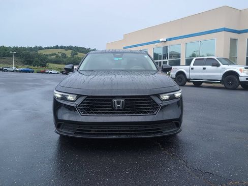 Used 2023 Honda Accord LX image 2