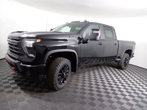 New 2026 Chevrolet Silverado 2500 LT w/ Trail Boss Package AWD/4WD image 12