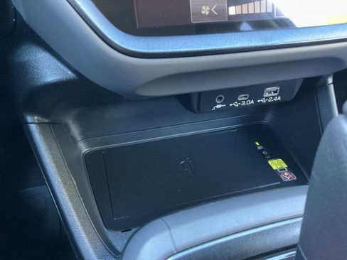 Used 2024 Subaru Crosstrek 2.5i Limited image 10