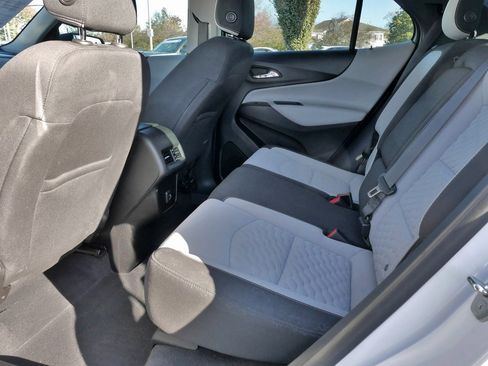 Used 2019 Chevrolet Equinox LS image 16