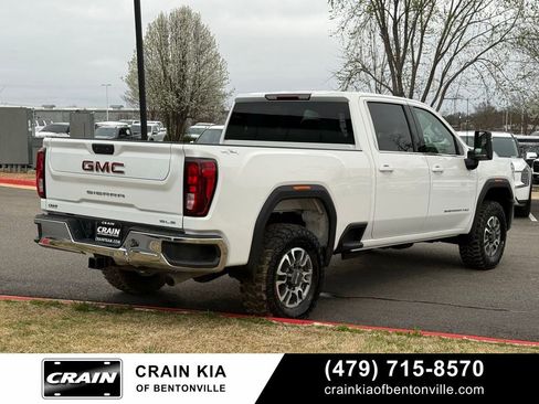 Used 2024 GMC Sierra 2500 SLE AWD/4WD image 7