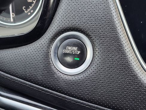 Used 2023 Cadillac XT5 Premium Luxury image 13