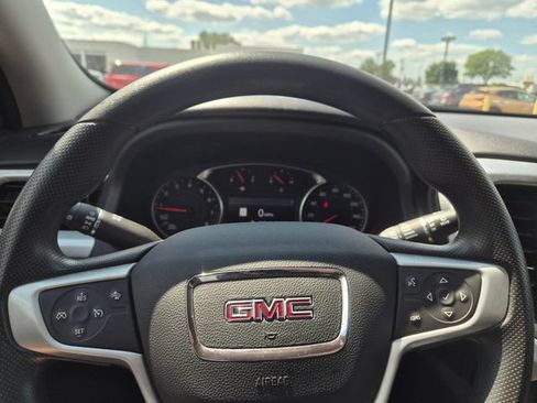 Used 2021 GMC Acadia SLE w/ Driver Convenience Package AWD/4WD image 18