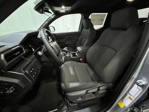New 2026 Toyota Tacoma SR5 AWD/4WD image 9