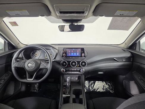 Used 2024 Nissan Sentra S w/ Lighting Package FWD image 27
