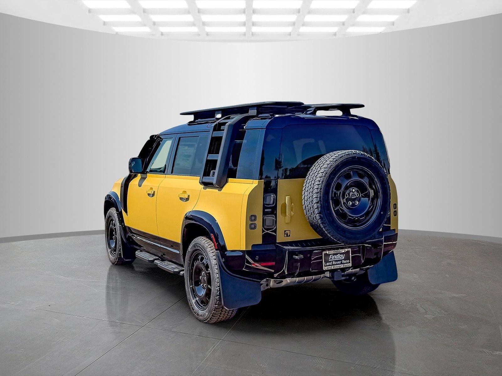 New 2026 Land Rover Defender 110 AWD/4WD image 3