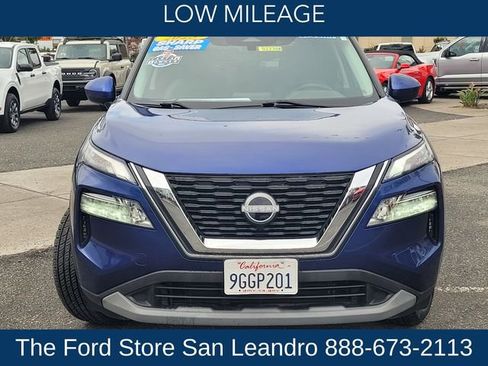 Used 2023 Nissan Rogue SV FWD image 3