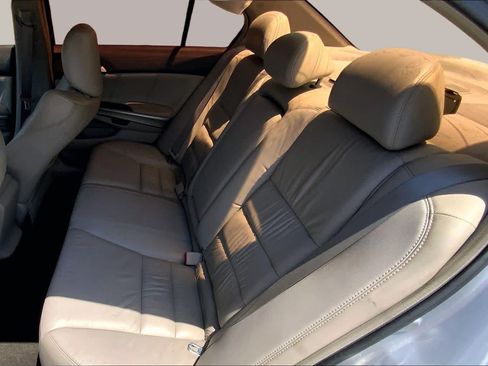 Used 2009 Honda Accord EX-L image 19