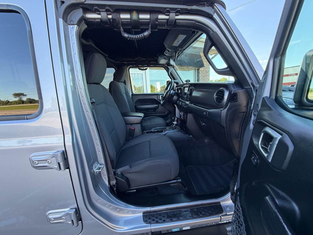 Used 2020 Jeep Gladiator Sport w/ Quick Order Package 24S AWD/4WD image 25