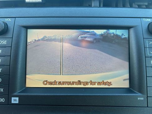 Used 2011 Toyota Prius One image 25