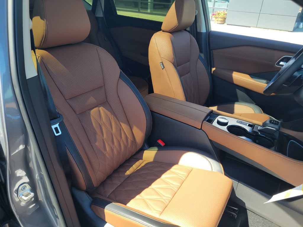 New 2026 Nissan Rogue Platinum AWD/4WD image 38