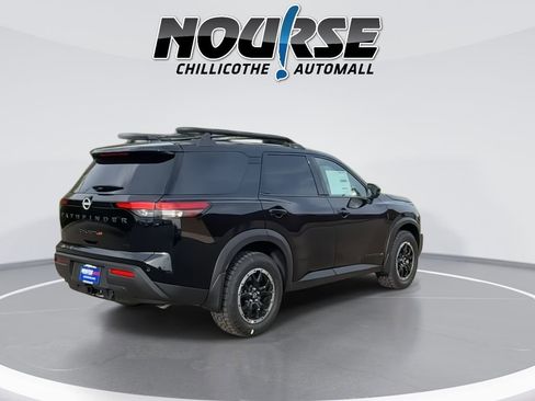 New 2025 Nissan Pathfinder Rock Creek image 8