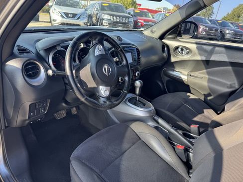 Used 2012 Nissan Juke SV image 23