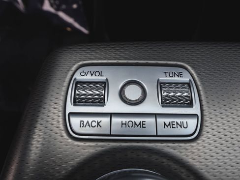 Used 2023 Genesis GV60 Advanced image 21