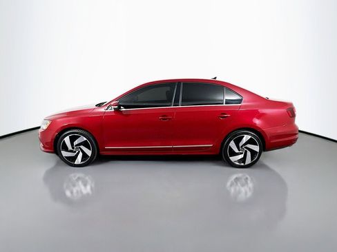 Used 2017 Volkswagen Jetta SEL image 2