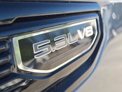 Used 2023 GMC Sierra 1500 Elevation w/ X31 Off-Road Package image 9