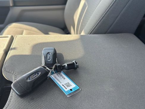 Used 2019 Ford F150 XLT w/ Equipment Group 302A Luxury AWD/4WD image 18