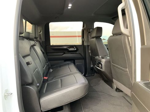 Used 2024 GMC Sierra 3500 SLT w/ SLT Premium Package image 30