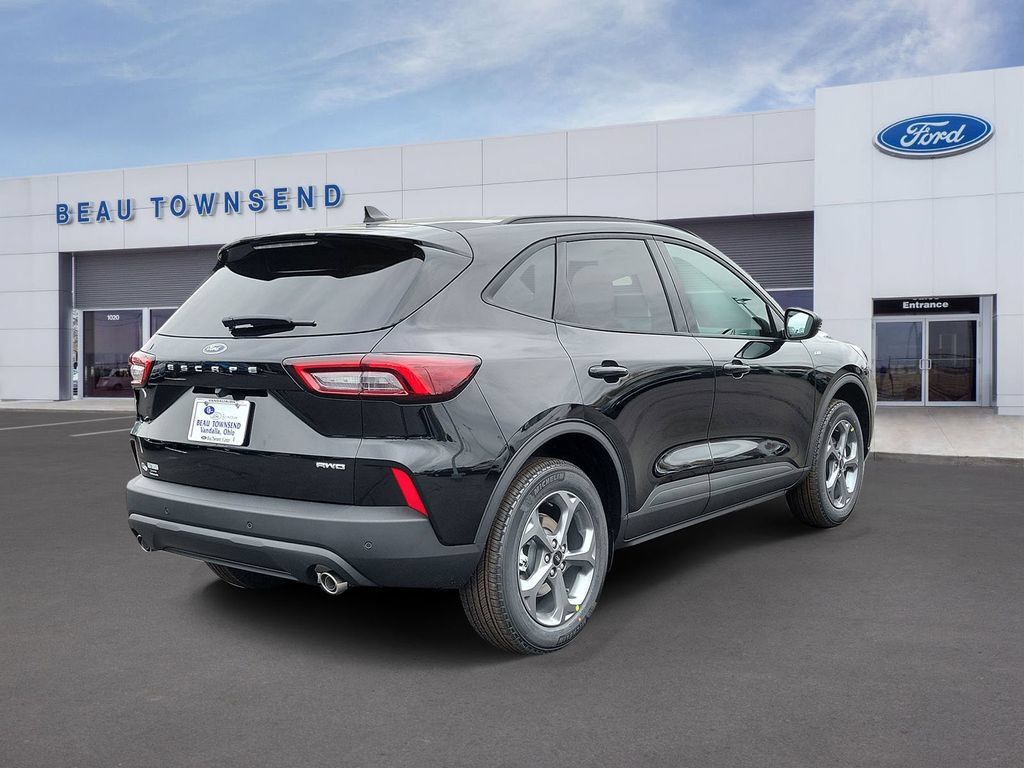 New 2026 Ford Escape ST-Line w/ Tech Pack #1 AWD/4WD image 4