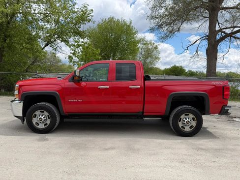 Used 2015 Chevrolet Silverado 2500 W/T w/ WT Convenience Package AWD/4WD image 8