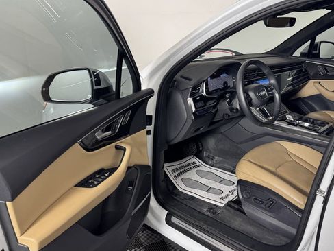 Used 2021 Audi Q7 2.0T Premium Plus AWD/4WD image 10