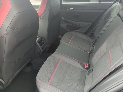 New 2025 Volkswagen Golf SE image 17