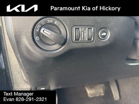 Used 2023 Dodge Challenger SXT image 16