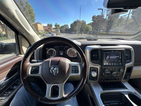 Used 2018 RAM 1500 Laramie w/ Convenience Group image 11