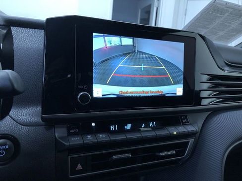 Certified 2025 Toyota Camry SE image 28