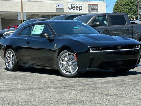 New 2025 Dodge Charger Daytona Scat Pack w/ Track Pack image 2