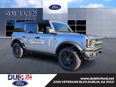 Used 2024 Ford Bronco Black Diamond image 1
