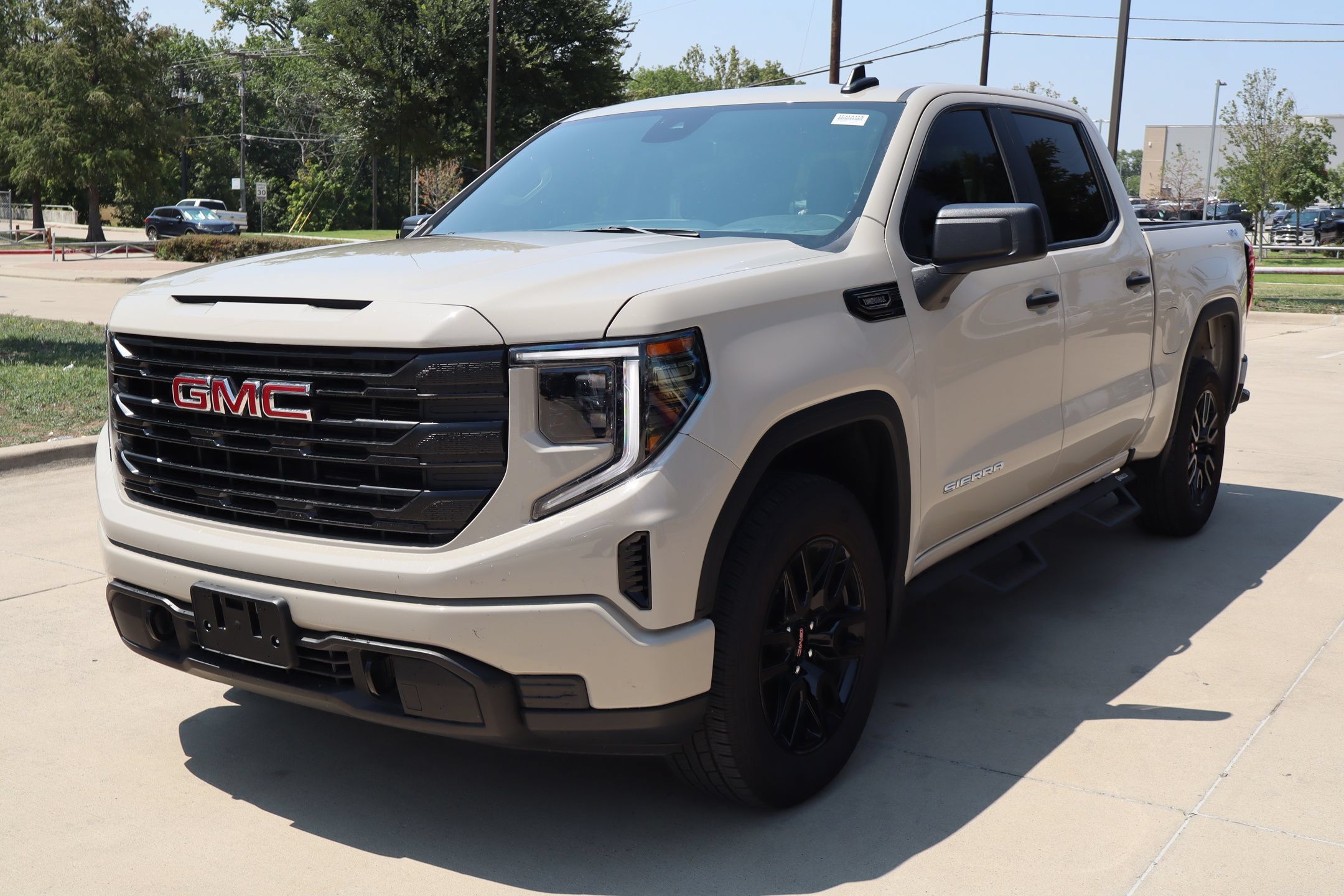 Used 2026 GMC Sierra 1500 Pro w/ Graphite Edition AWD/4WD image 9
