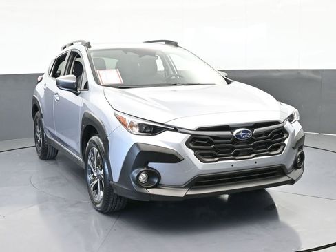 Used 2024 Subaru Crosstrek 2.0i Premium image 9