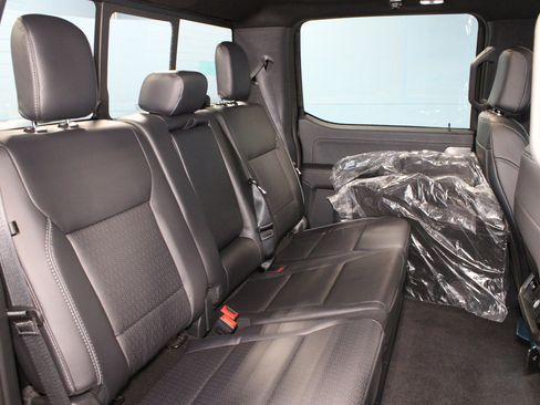 New 2025 Ford F150 Lariat w/ Equipment Group 502A High image 26